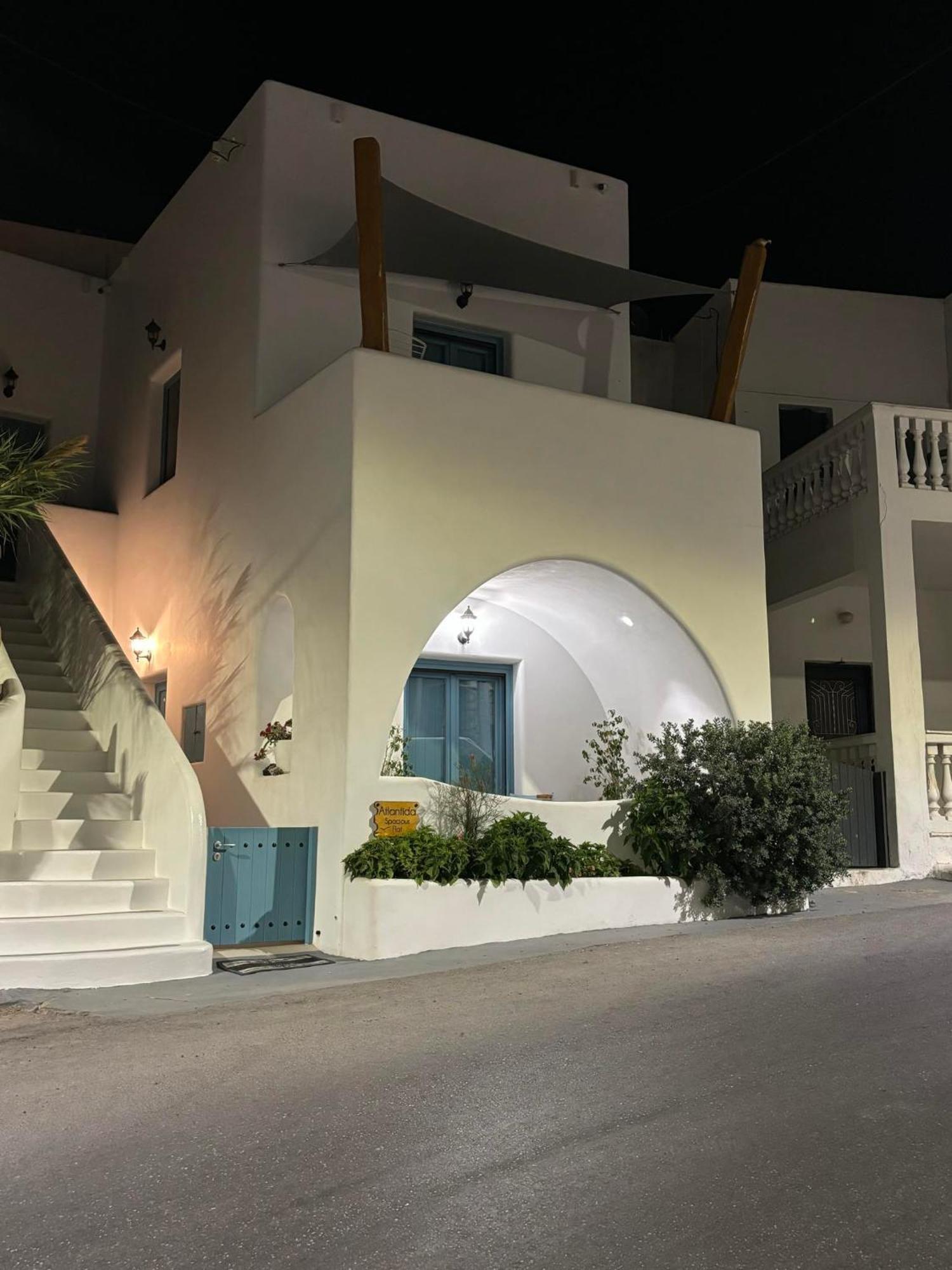 Atlantida Spacious Flat Fíra Kültér fotó