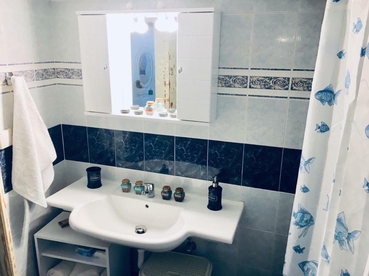 Atlantida Spacious Flat Fíra Kültér fotó